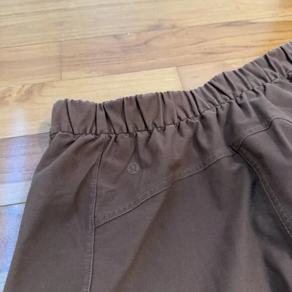 Women Lululemon Light Utilitech Cargo Pocket High-Rise Pant Java Size 29 - Picture 9 of 9